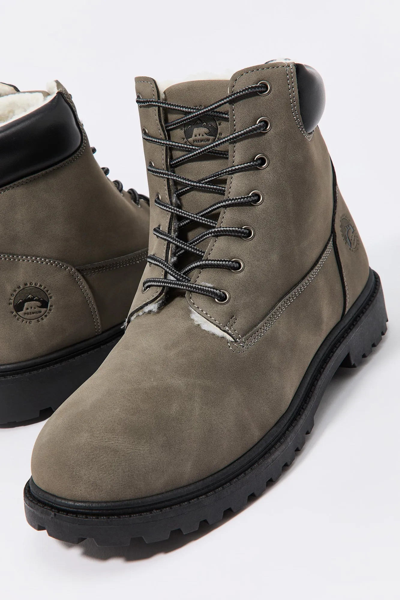 Bottes de randonnée doublées de similifourrure