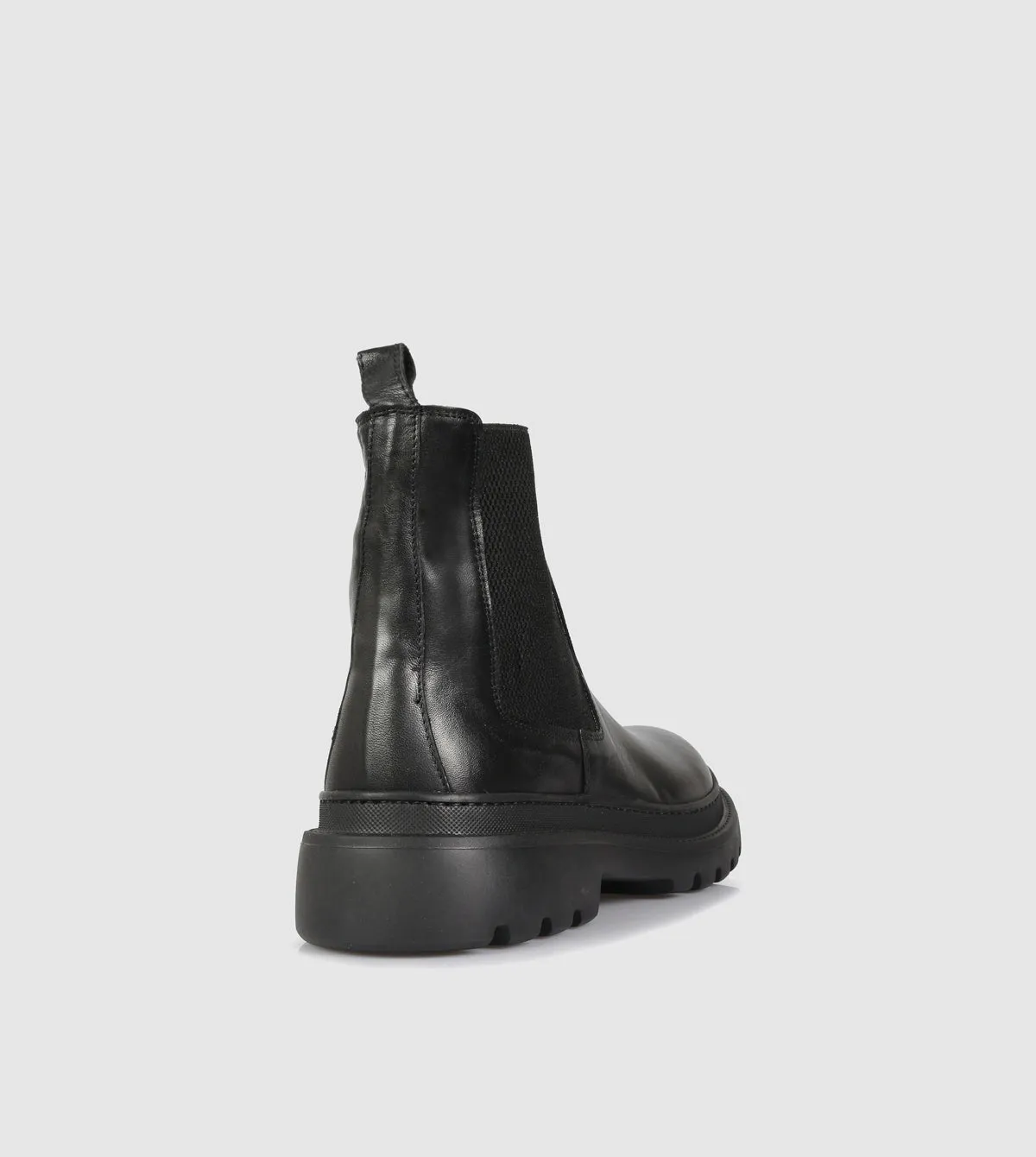 Torn Chelsea Boots by Brando